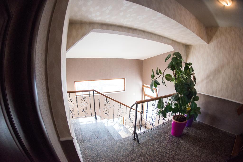 Hotel La Strada Ploieşti Eksteriør billede